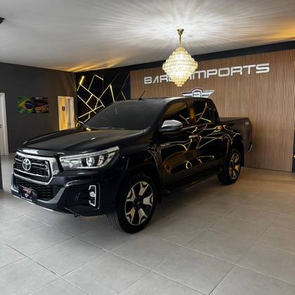TOYOTA HILUX 2.8 SRX 4X4 CD 16V DIESEL 4P AUTOMÁTICO